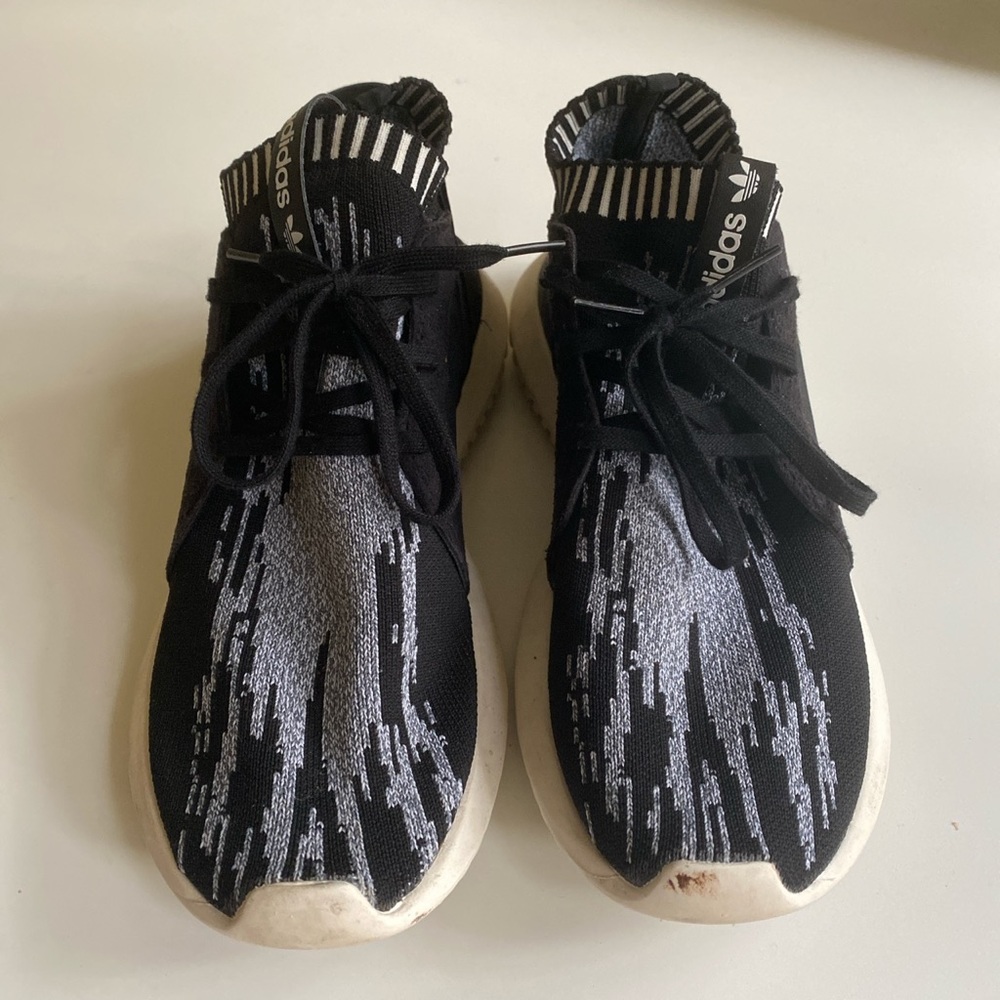 Adidas tubular women’s sneakers